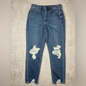 American Eagle Jeans Womens 6 Mom Jean Stretch Casual Classic Distressed Holes